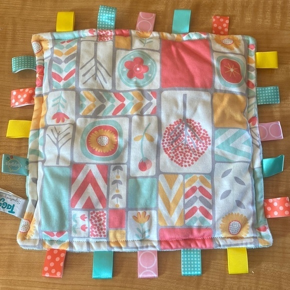 Nwot taggies Mary Meyer - Picture 1 of 5